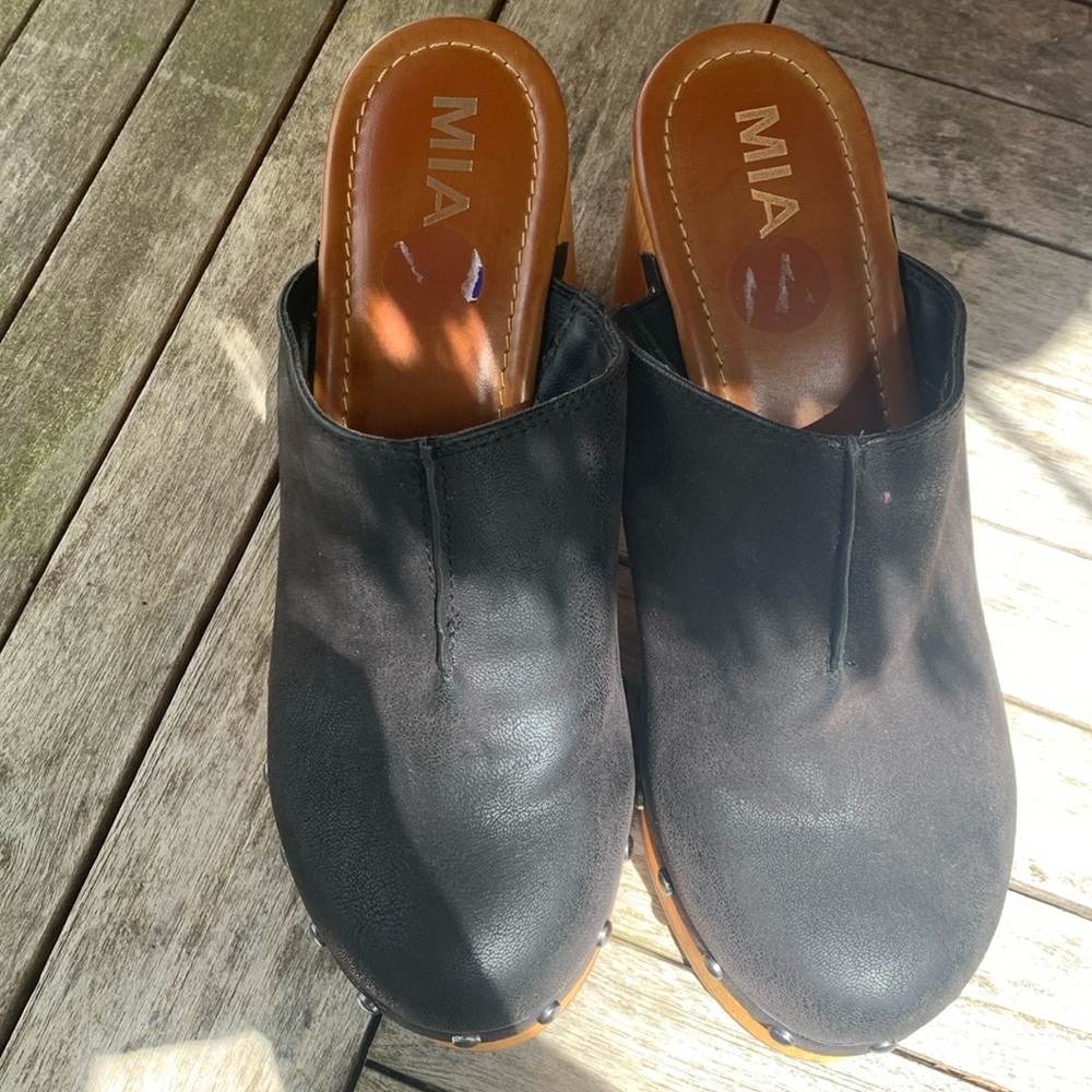 MIA Y2K Black Platform Clogs Women’s Size 8.5M - Picture 1 of 4
